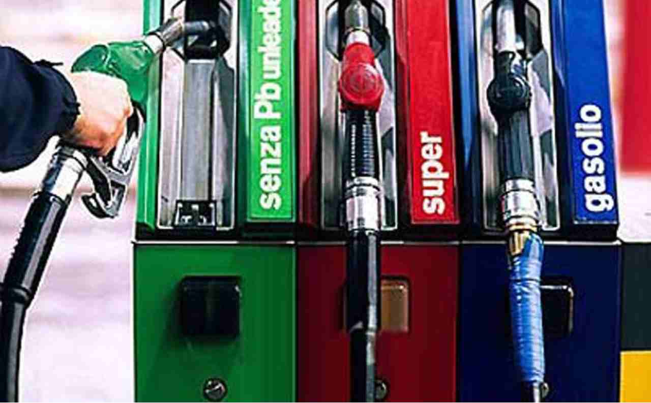 Trick Petrol, so you fill up the tank for free: It’s illegal but a lot of people do