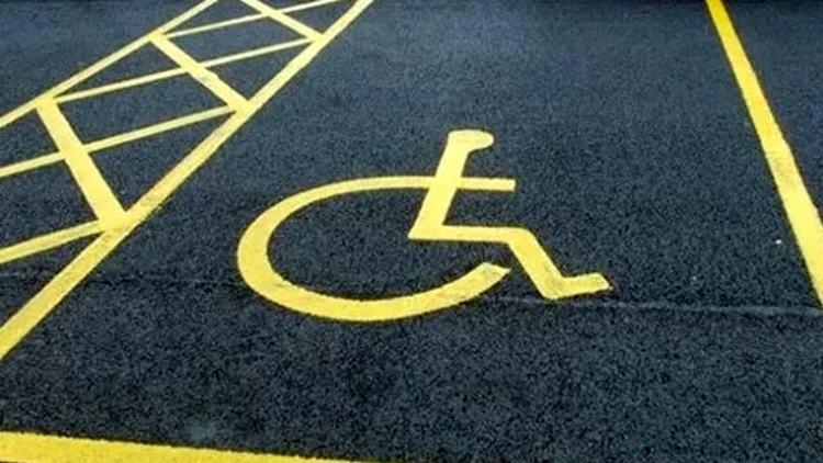 parcheggio disabili 