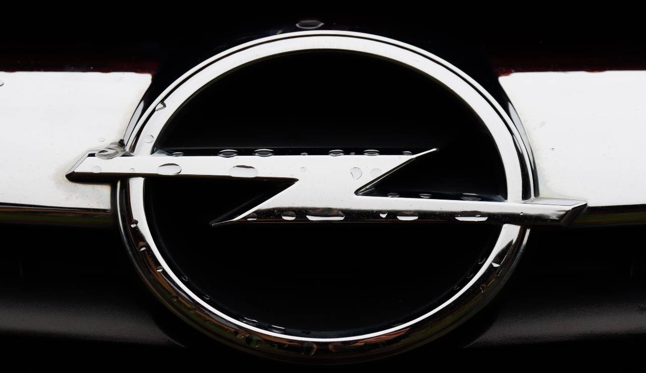 Opel: l'iconico modello esce di produzione