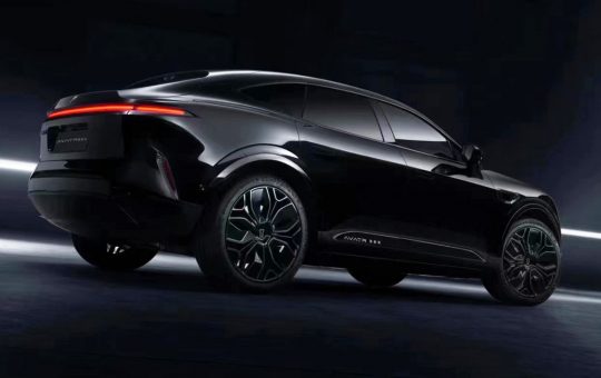 Shenlan S7: il nuovo SUV elettrico