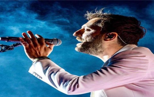 Cesare Cremonini è un artista eclettico