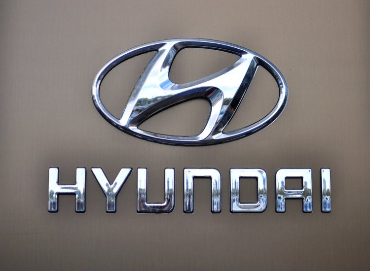 Il logo della Hyundai - fonte depositphotos.com - giornalemotori.it