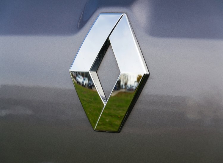 Lo stemma della Renault - fonte depositphotos.com - giornalemotori.it