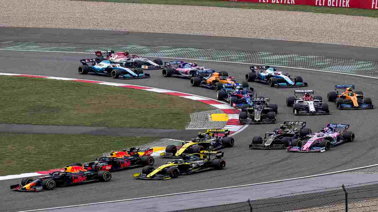 Un addio nel mondo della Formula 1 - fonte depositphotos.com - giornalemotori.it