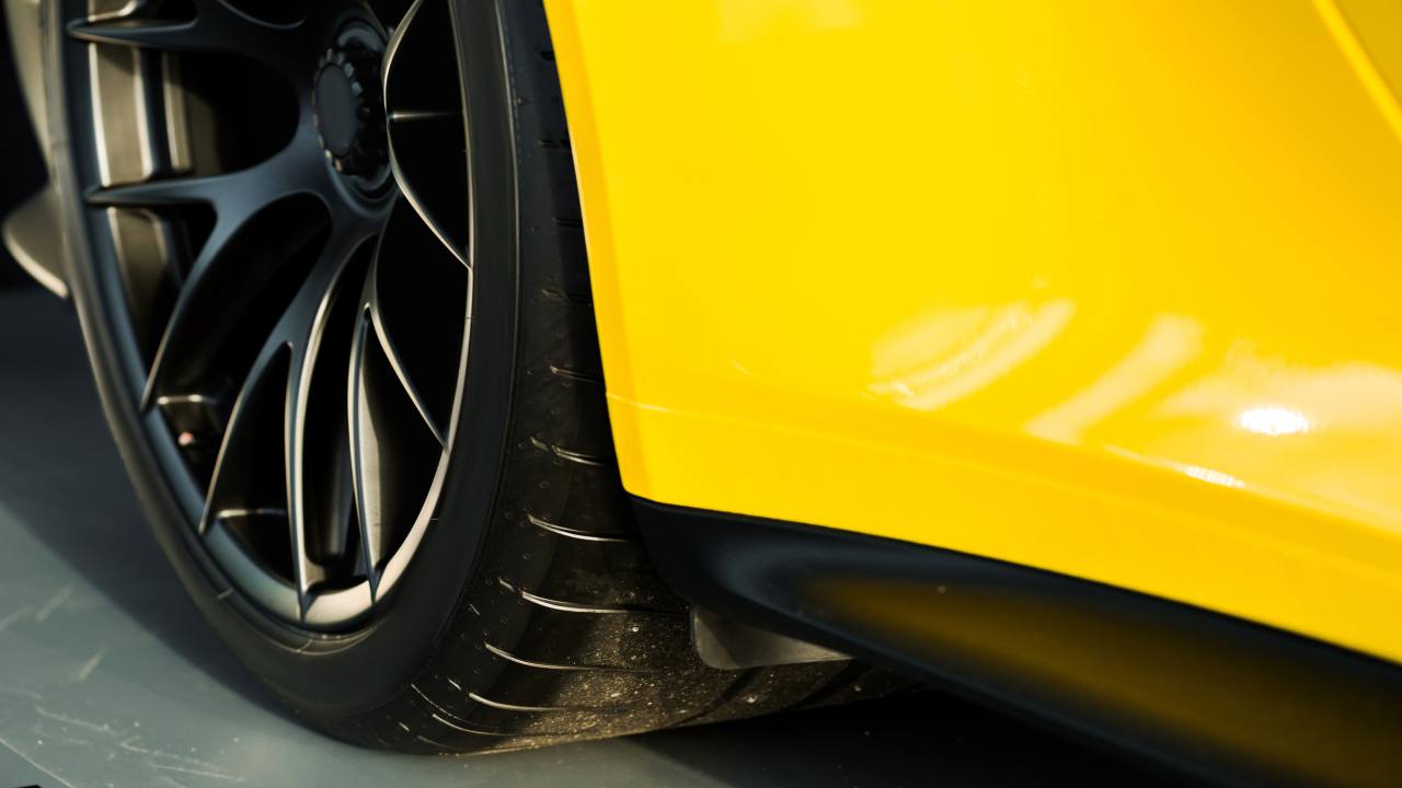 Questa auto è enorme in tutti i sensi unica nel suo genere, è pensata