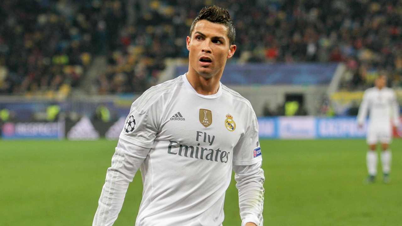Il campione portoghese Cristiano Ronaldo - fonte depositphotos.com - giornalemotori.it