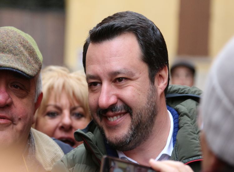 Il ministro dei trasporti e vicepremier Matteo Salvini - fonte depositphotos.com - giornalemotori.it