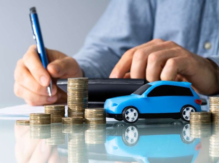 Bollo auto, ufficiale, nel 2025 paghi la metà taglio del 50 immediato