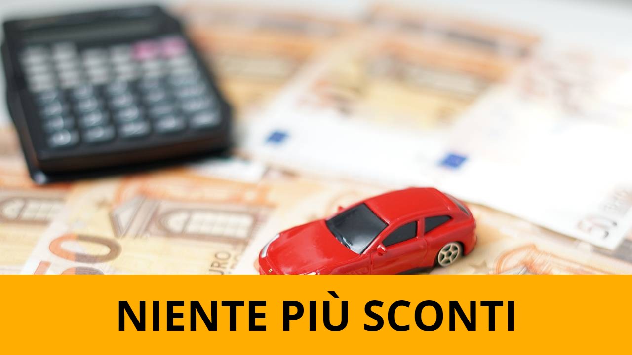 Bollo auto, addio all'esenzione - fonte stock.adobe - giornalemotori.it