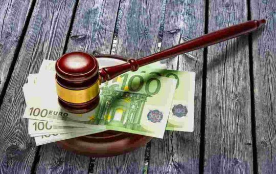 Multe auto annullate, è ufficiale - fonte depositphotos.com - giornalemotori.it