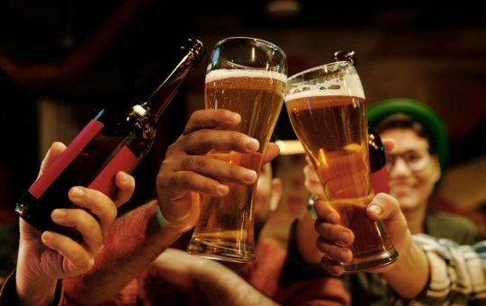 Quante birre posso bere - fonte Pexels - giornalemotori.it