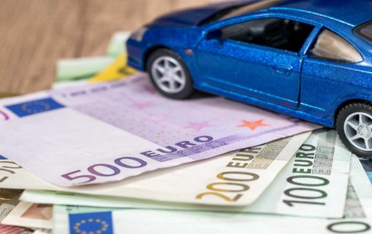 Arriva il nuovo bonus automobilista - fonte depositphotos.com - giornalemotori.it
