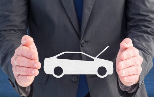 Assicurazione, ora te ne serve una in più - fonte Freepik - giornalemotori.it
