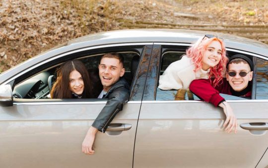 Patente per gli adolescenti - fonte Freepik - giornalemotori.it