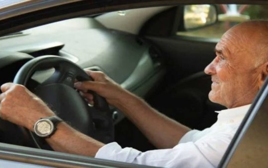 Sconti per gli anziani - fonte depositphotos.com - giornalemotori.it