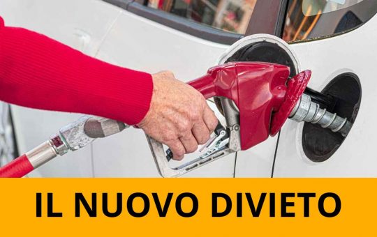 Stop alle auto a benzina - fonte depositphotos.com - giornalemotori.it