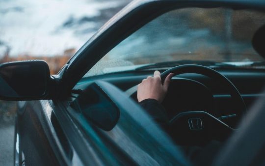 Ti pagano se non guidi - fonte Pexels - giornalemotori.it