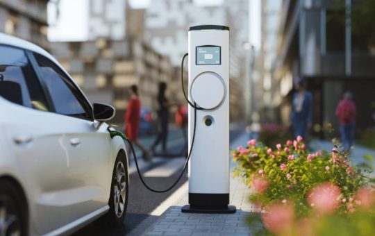 Come installare la colonnina elettrica per auto a casa