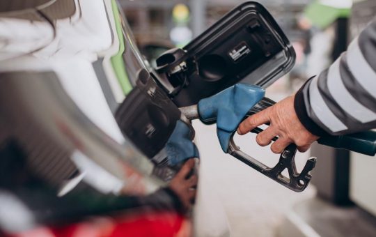 Benzina, la nuova truffa - fonte Freepik - giornalemotori.it