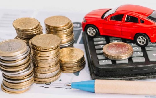 Bollo auto, basta un foglio per non pagare - fonte Freepik - giornalemotori.it