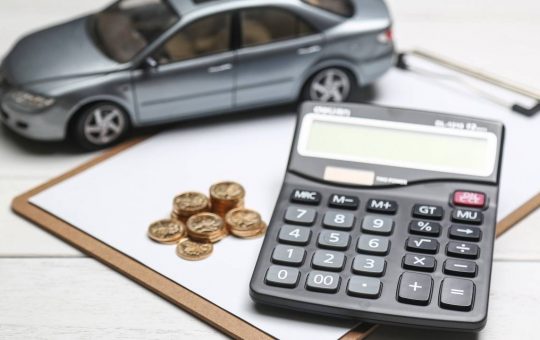 Bollo auto, dopo i 30 anni non si paga più - fonte Freepik - giornalemotori.it