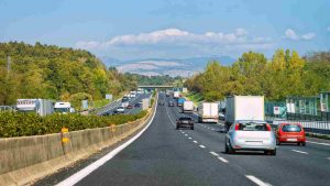 Al via la sperimentazione della funzionalità del Dynamic Speed Limit