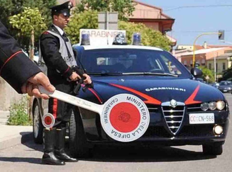 La truffa del finto carabinieri - fonte depositphotos.com - giornalemotori.it