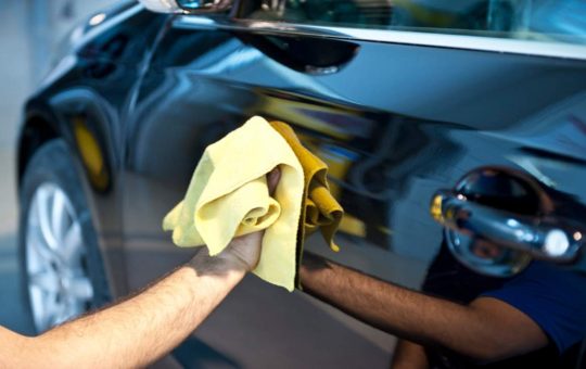 A Mano o all'Autolavaggio?