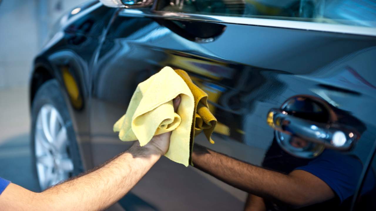 A Mano o all'Autolavaggio?